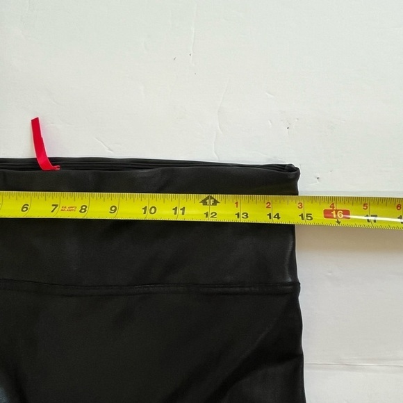 Spanx Faux Leather Black Leggings Shiny Size 1X - Picture 9 of 9